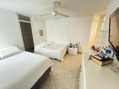 Apartamento de 3 alcobas en venta en Altos De Riomar, Barranquilla, 166 m² · foto 8 de 11