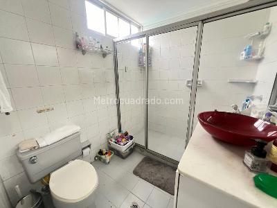 Apartamento de 3 alcobas en venta en Altos De Riomar, Barranquilla, 166 m² · foto 9 de 11