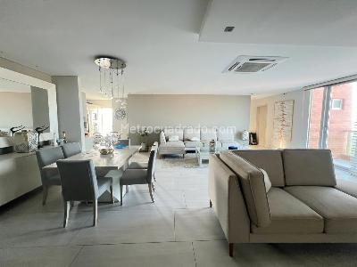 Apartamento de 4 alcobas en venta en Riomar, Barranquilla, 239 m² · foto 3 de 15