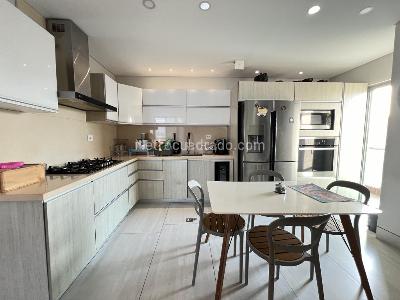 Apartamento de 4 alcobas en venta en Riomar, Barranquilla, 239 m² · foto 9 de 15