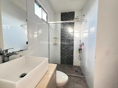 Apartamento de 4 alcobas en venta en Riomar, Barranquilla, 239 m² · foto 15 de 15