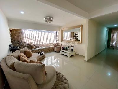 Casa en venta en Ciudad Jardin, Barranquilla · foto 2 de 14