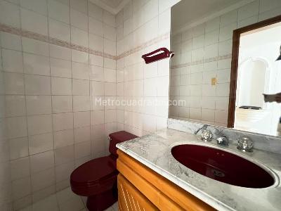 Apartamento de 3 alcobas en venta en Alto Prado, Barranquilla, 224 m² · foto 12 de 13