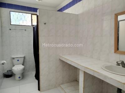 Casa de 4 alcobas en venta en El Poblado, Barranquilla, 565 m² · foto 10 de 15