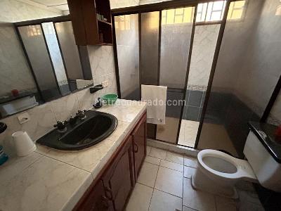 Casa de 5 alcobas en venta en Ciudad Jardin, Barranquilla, 308 m² · foto 13 de 17