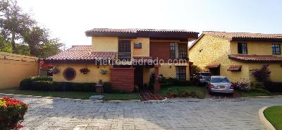 Casa de 3 alcobas en venta en Villa Campestre, Barranquilla, 272 m² · foto 2 de 15