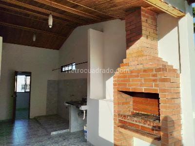 Casa de 5 alcobas en venta en Abajo, Barranquilla, 196 m² · foto 10 de 15