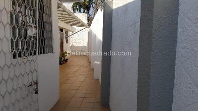Casa de 4 alcobas en venta en Andalucia, Barranquilla, 450 m² · foto 17 de 20