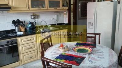 Apartamento de 3 alcobas en venta en Alto Prado, Barranquilla, 207 m² · foto 6 de 16