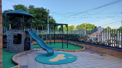Apartamento de 5 alcobas en venta en Los Alpes, Barranquilla, 179 m² · foto 13 de 14