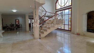 Casa de 4 alcobas en venta en El Poblado, Barranquilla, 755 m² · foto 2 de 17