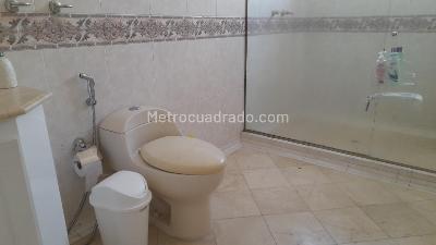 Casa de 4 alcobas en venta en El Poblado, Barranquilla, 755 m² · foto 15 de 17
