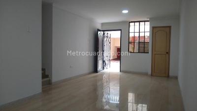 Casa en venta en Altos De Riomar, Barranquilla · foto 3 de 20