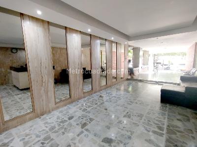 Apartamento de 4 alcobas en venta en Alto Prado, Barranquilla, 273 m² · foto 2 de 10