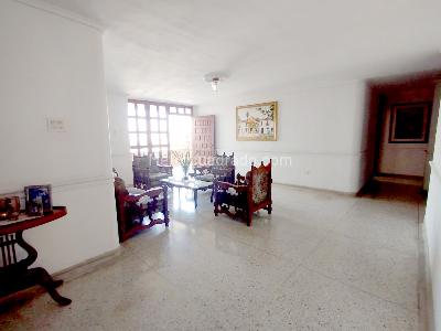 Apartamento de 4 alcobas en venta en Alto Prado, Barranquilla, 273 m² · foto 3 de 10