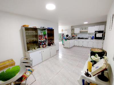 Apartamento de 3 alcobas en venta en Riomar, Barranquilla, 210 m² · foto 5 de 15