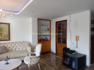 Apartamento de 3 alcobas en venta en Manga, Cartagena, 113 m² · foto 2 de 12