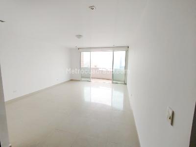Apartamento de 4 alcobas en venta en Riomar, Barranquilla, 214 m² · foto 2 de 18