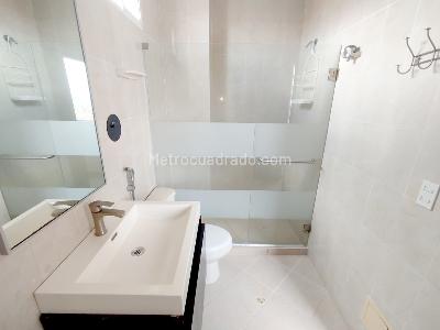 Apartamento de 4 alcobas en venta en Riomar, Barranquilla, 214 m² · foto 15 de 18