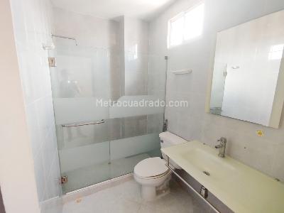Apartamento de 4 alcobas en venta en Riomar, Barranquilla, 214 m² · foto 16 de 18