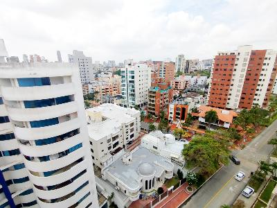 Apartamento de 4 alcobas en venta en Riomar, Barranquilla, 214 m² · foto 17 de 18