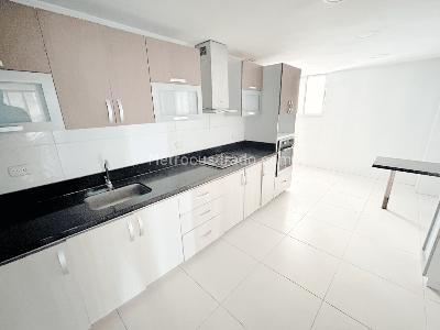 Apartamento de 3 alcobas en venta en Alto Prado, Barranquilla, 188 m² · foto 4 de 16