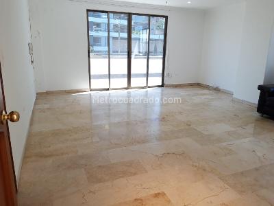 Apartamento de 3 alcobas en venta en El Poblado, Medellín, 250 m² · foto 12 de 20
