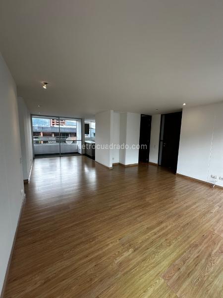 Spacious 3BR Apartment with 4.5 Baths in Envigado - 2