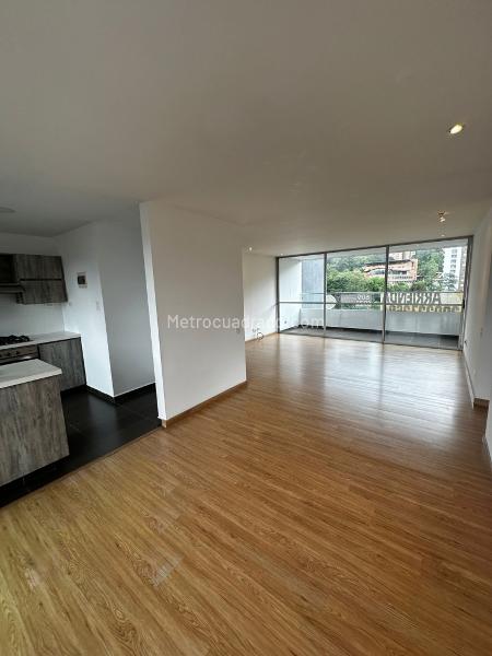 Spacious 3BR Apartment with 4.5 Baths in Envigado - 3