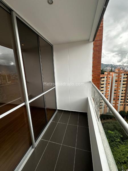 Spacious 3BR Apartment with 4.5 Baths in Envigado - 5