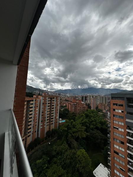 Spacious 3BR Apartment with 4.5 Baths in Envigado - 6