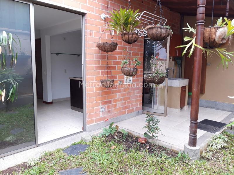 2BR/2.5BA Bifamilial House for Rent in Las Antillas, Envigado - 8