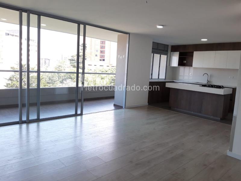 Apartamento en arriendo de 3 habitaciones en Las Cometas (Envigado) - 3