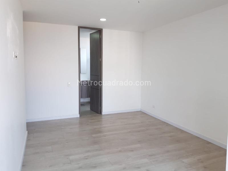 Apartamento en arriendo de 3 habitaciones en Las Cometas (Envigado) - 4