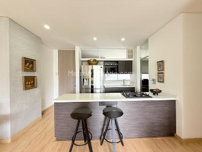 Apartamento de 2 alcobas en venta en El Poblado, Medellín, 113 m² · foto 2 de 20