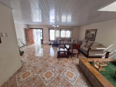 Casa de 4 alcobas en venta en El Limoncito, Barranquilla, 234 m² · foto 4 de 20