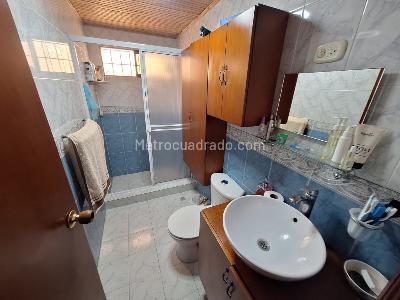 Casa de 4 alcobas en venta en El Limoncito, Barranquilla, 234 m² · foto 15 de 20