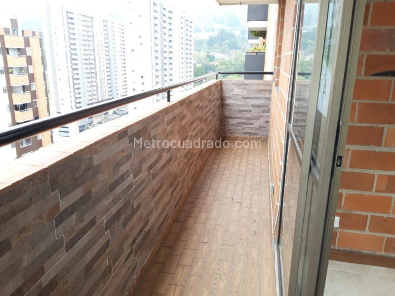 3BR Apartment for Rent in La Ferrería (La Estrella) - 4