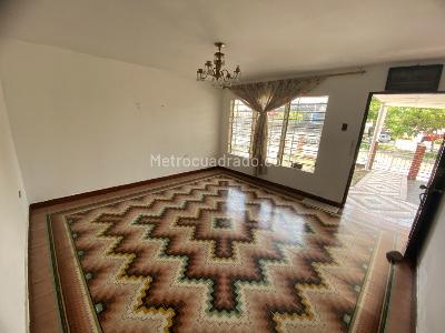 Casa de 5 alcobas en venta en Olaya, Barranquilla, 443 m² · foto 4 de 20