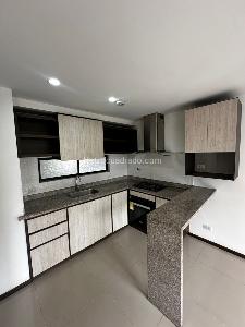 Apartamento de 3 alcobas en venta en Las Lomitas, Sabaneta, 87 m² · foto 2 de 20