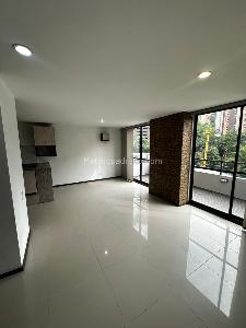 Apartamento de 3 alcobas en venta en Las Lomitas, Sabaneta, 87 m² · foto 5 de 20