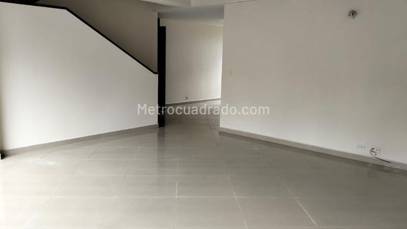Duplex 4BR Apartment for Rent in Jardines, Envigado - 4