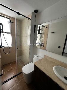 Apartamento de 4 alcobas en arriendo en El Poblado, Medellín, 130 m² · foto 4 de 20