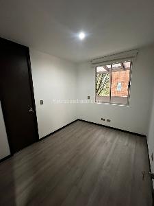 Apartamento de 4 alcobas en arriendo en El Poblado, Medellín, 130 m² · foto 8 de 20