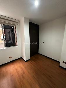 Apartamento de 4 alcobas en arriendo en El Poblado, Medellín, 130 m² · foto 9 de 20