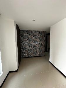 Apartamento de 4 alcobas en arriendo en El Poblado, Medellín, 130 m² · foto 11 de 20