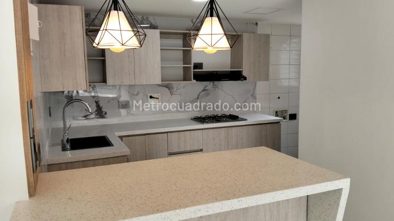 Spacious 4-Bedroom Apartment in Jardines, Envigado