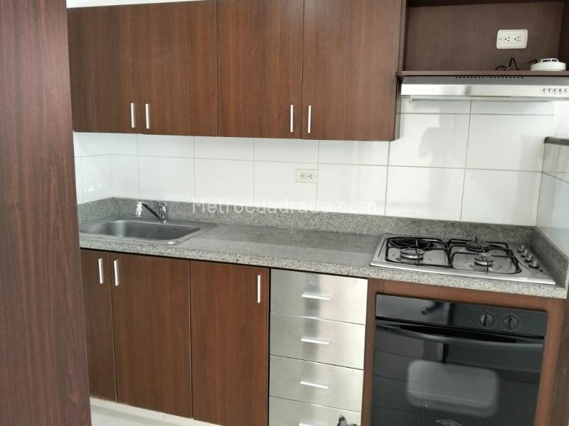 Cozy 2BR Apartment for Rent in Jardines (Envigado) - 2