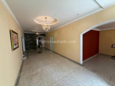 Casa de 5 alcobas en venta en La Concepcion, Barranquilla, 460 m² · foto 3 de 20