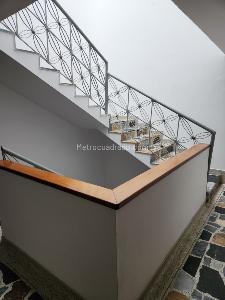 Casa de 5 alcobas en venta en Bellavista Occidental, Bogotá, 450 m² · foto 5 de 11